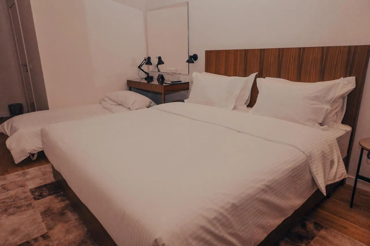 Hotel Theatro- City Center Tirana